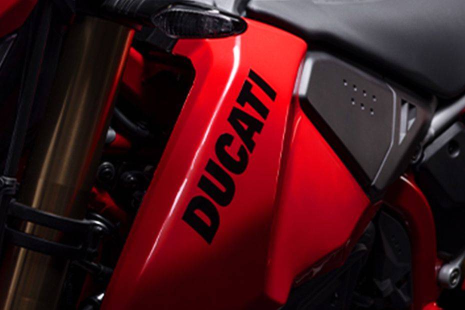 Brand Logo & Name of Hypermotard 698