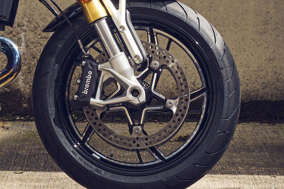 Front Brake View of R 12 nineT