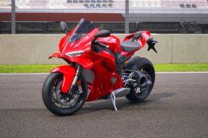 Front Left View of Panigale V4