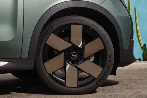 Wheel arch Image of Countryman Electric