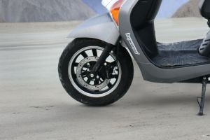 Front Tyre View of Eone