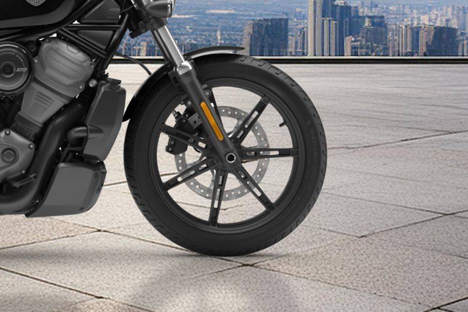 Front Tyre View of Nightster