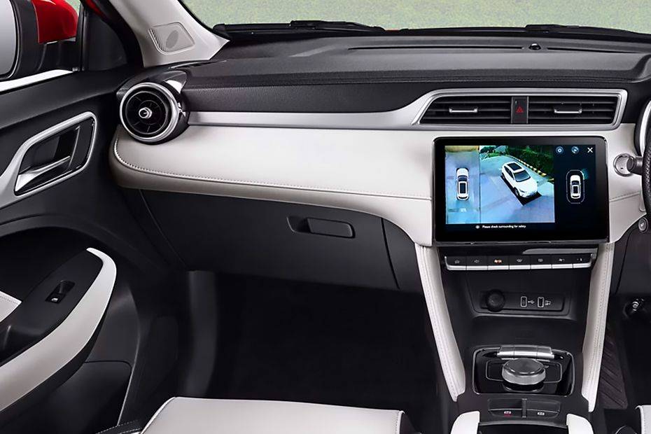 Glove box Image of ZS EV