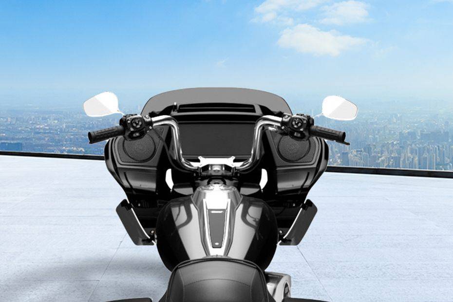 Handle Bar View of Road Glide