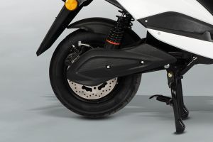 Rear Tyre View of Zoop