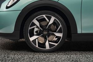 Wheel arch Image of Cooper S 2024