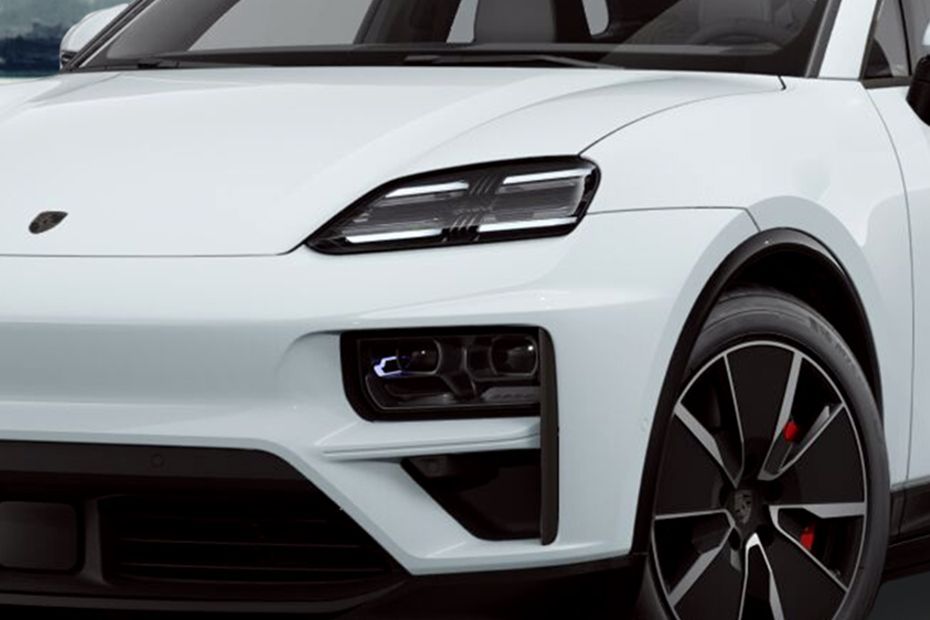 Fog lamp with control Image of Macan EV