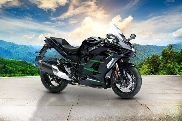 Front Right View of Ninja H2 SX