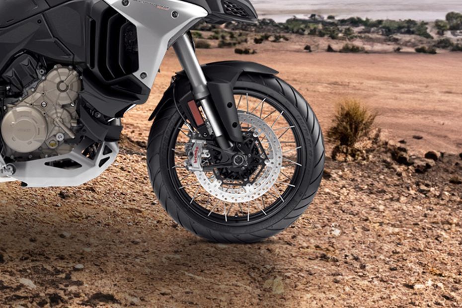 Front Tyre View of Multistrada V4