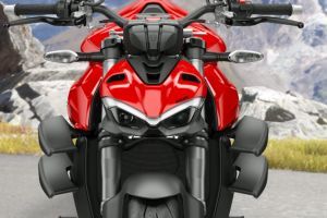 Head Light of Streetfighter V4