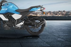 Rear Tyre View of FZ-FI Version 3.0