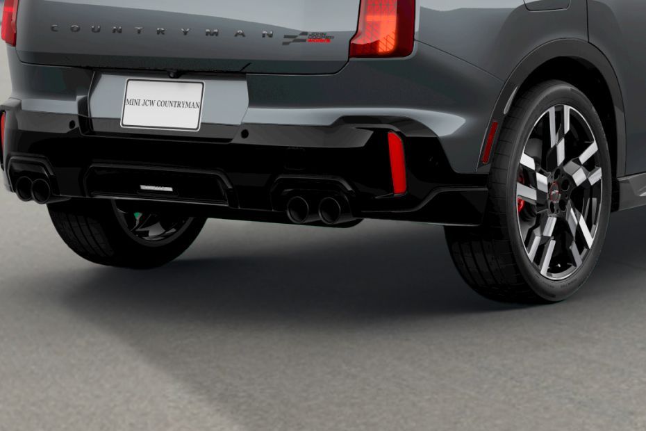 Exhaust tip Image of Cooper Countryman S