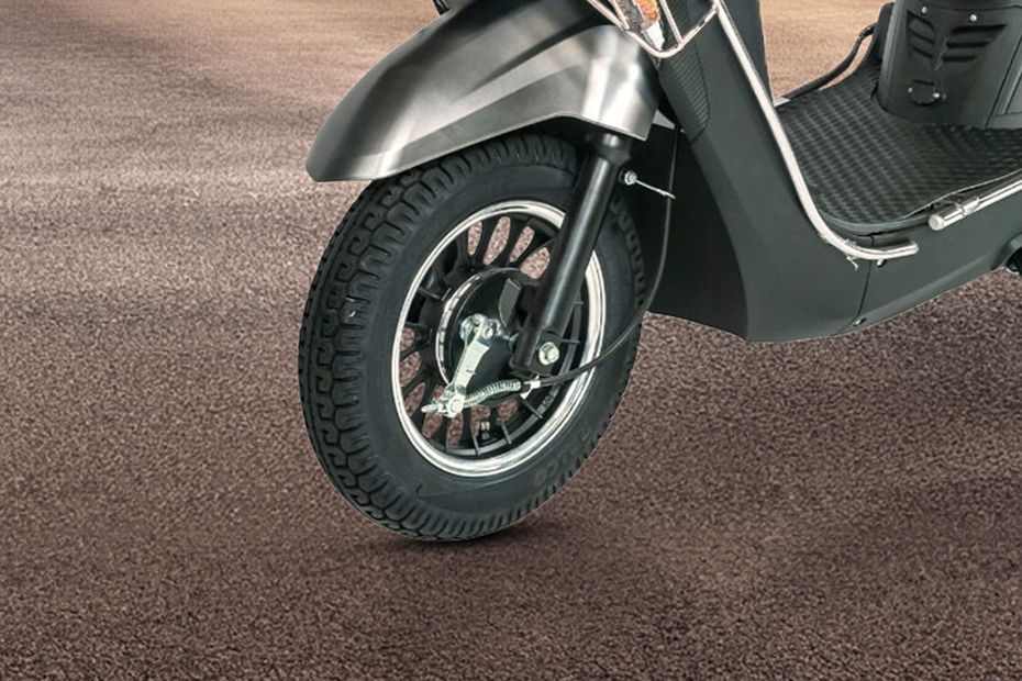 Front Tyre View of E Scoot 504