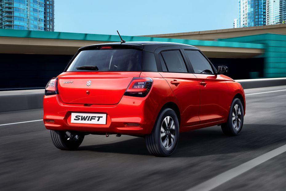 Rear 3/4 Right Image of Swift