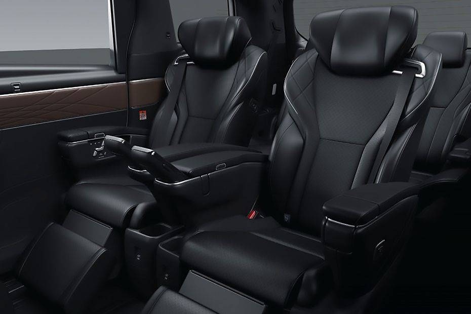 Toyota Vellfire Images, Vellfire Interior & Exterior Photos, 360 View ...