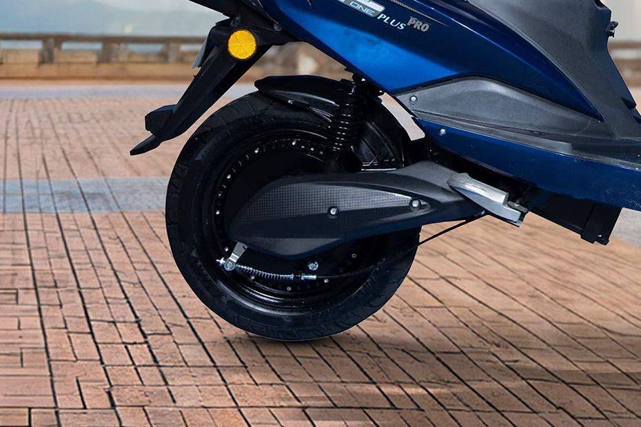 Front Mudguard & Suspension of One Plus Pro