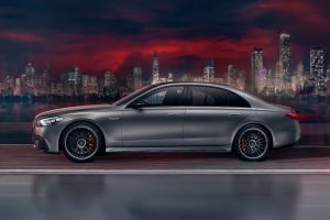 Side view Image of AMG S 63