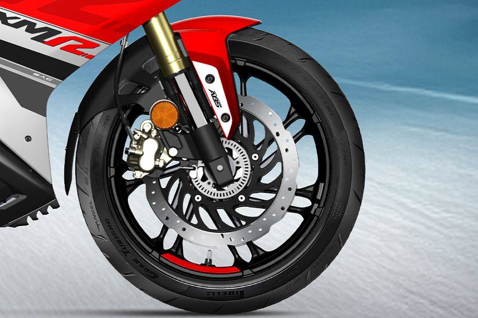 Front Tyre View of Karizma XMR 250