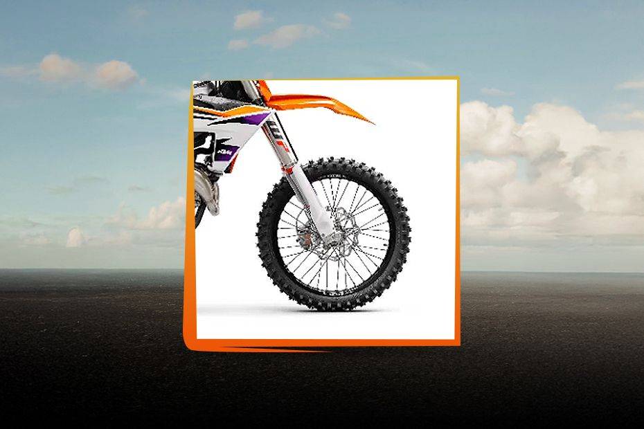 Front Tyre View of 450 SX-F