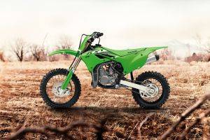 Left Side View of KX 85