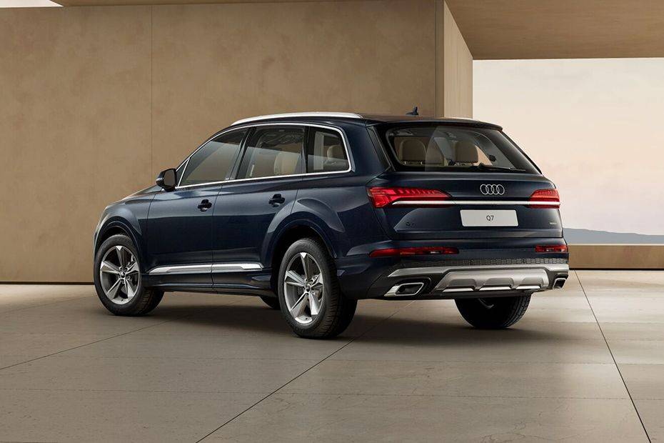 Rear 3/4 left Image of Q7