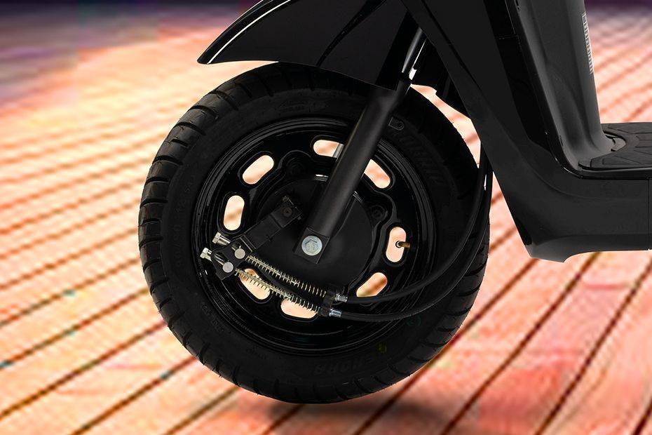 Front Tyre View of BZiness