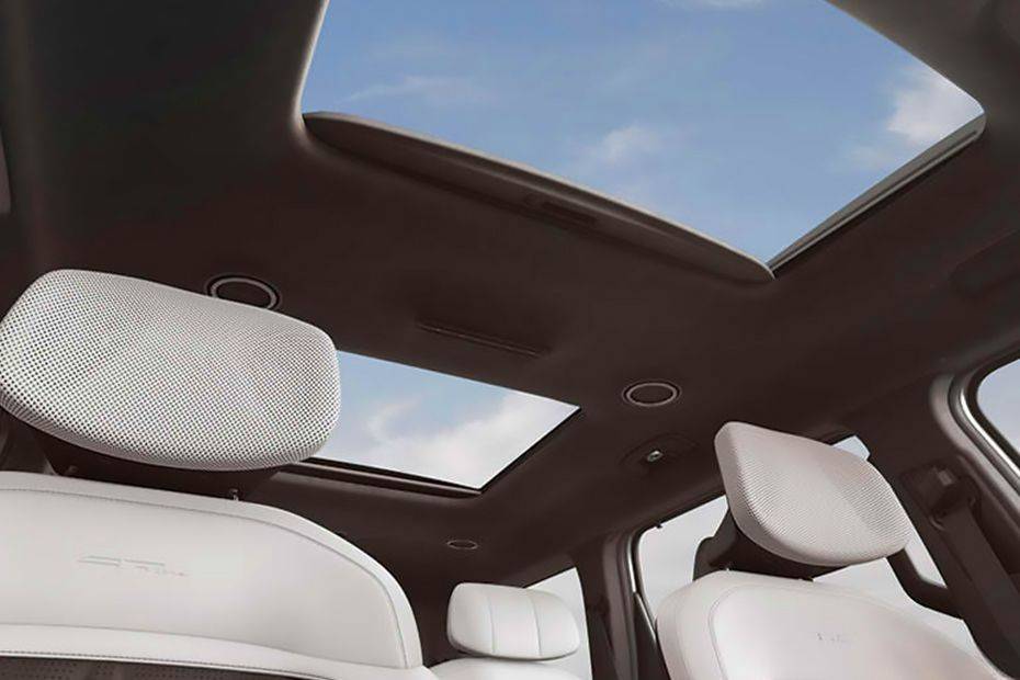 Sunroof Image of EV9