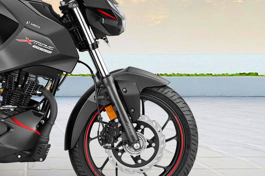 Front Mudguard & Suspension of Xtreme 160R