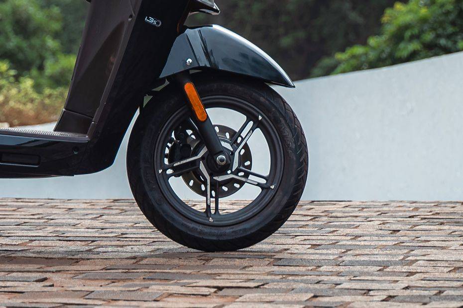 Front Tyre View of 2024 Destini 125