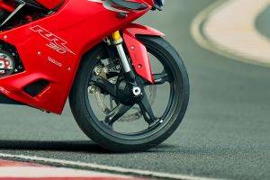 Front Tyre View of Apache RR 310