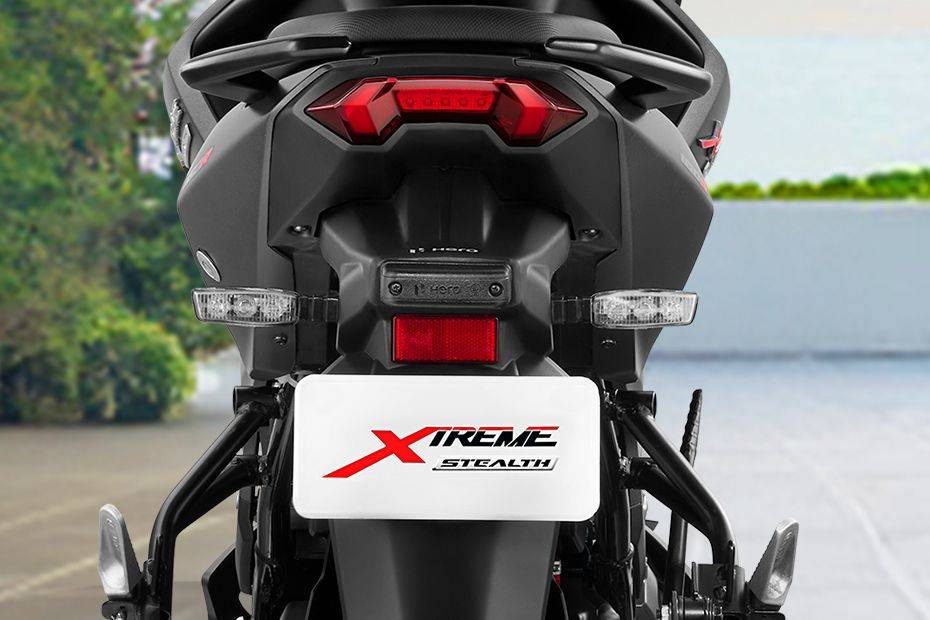 Rear Indicator View of Xtreme 160R