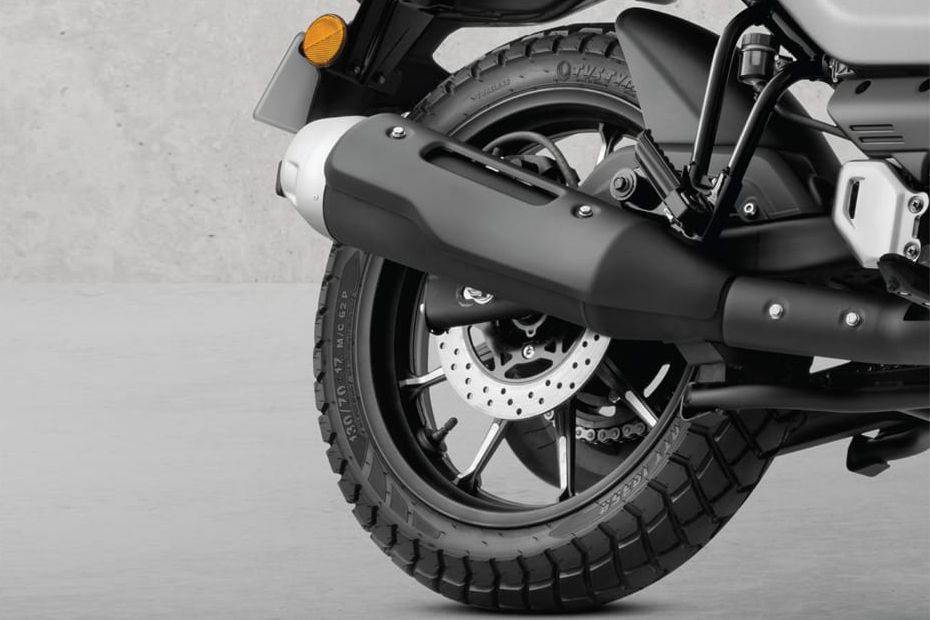 Rear Tyre View of Ronin