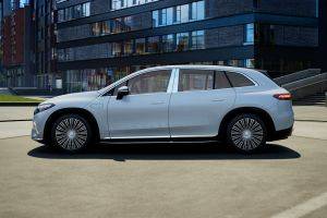 Side view Image of Maybach EQS