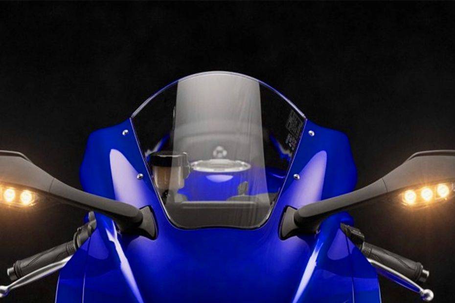 Windshield View of YZF R1