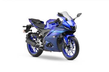 Yamaha R15 V4