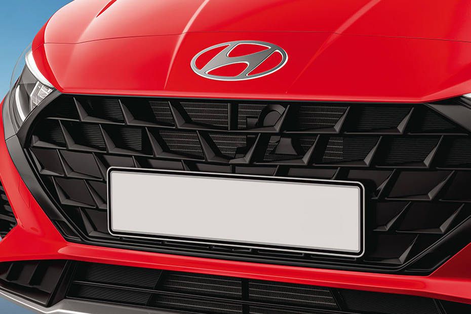 Bumper Image of i20
