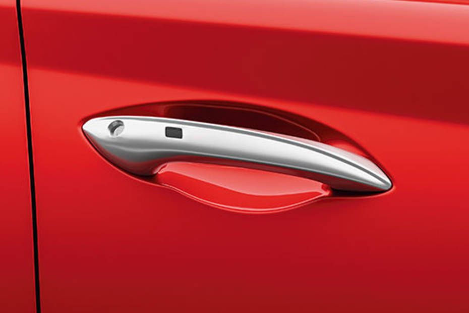 Door handles Image of i20