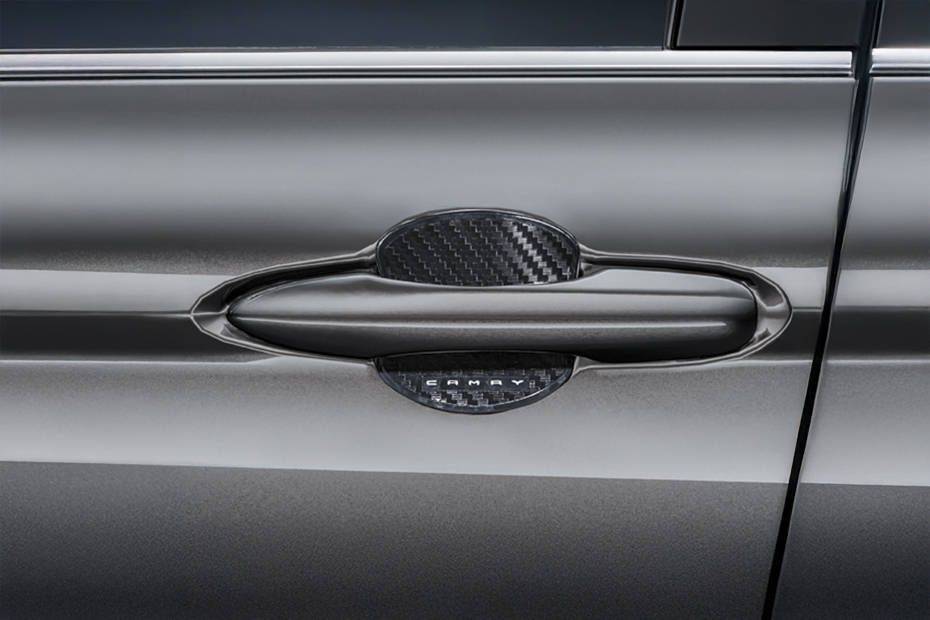 Door handles Image of Camry
