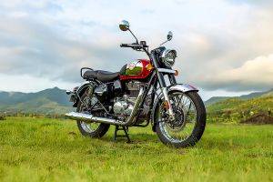 Front Right View of Classic 350