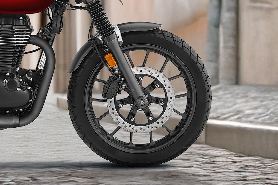 Front Tyre View of CB350RS