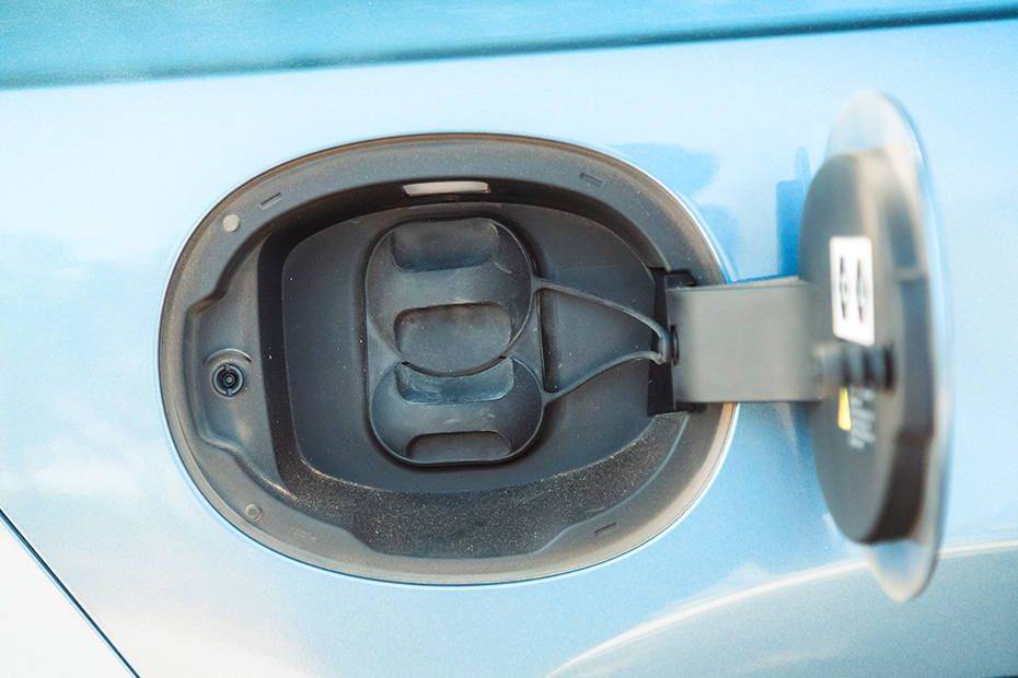 Fuel cap Image of Seal
