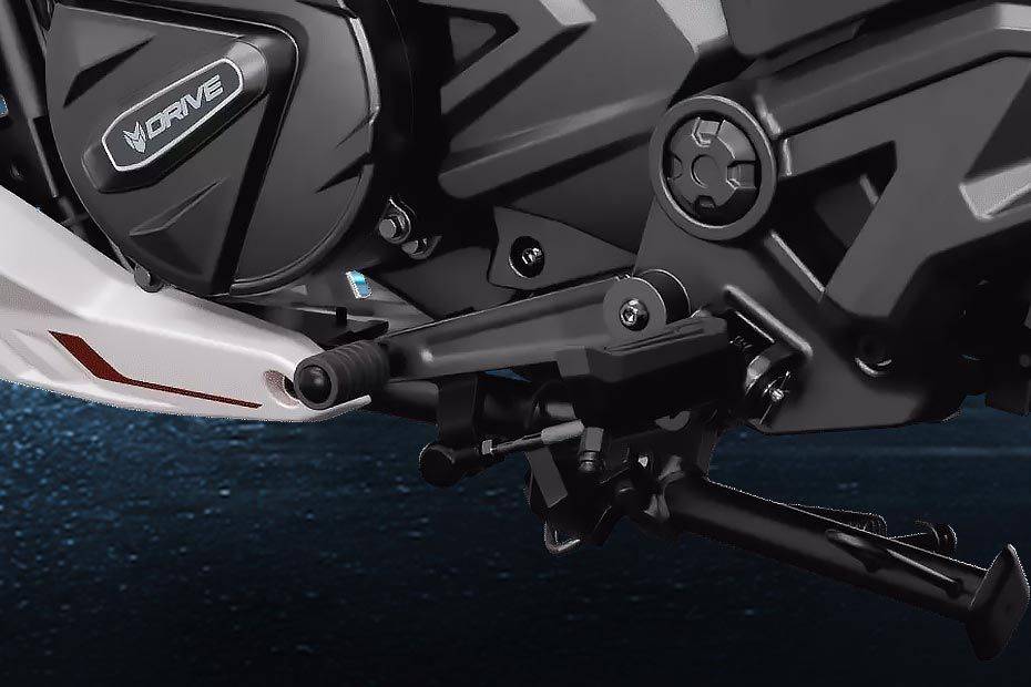 Gear Lever View of Aera