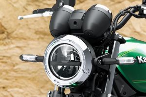 Head Light of Z650RS