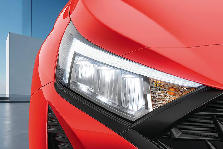 Headlamp Image of i20