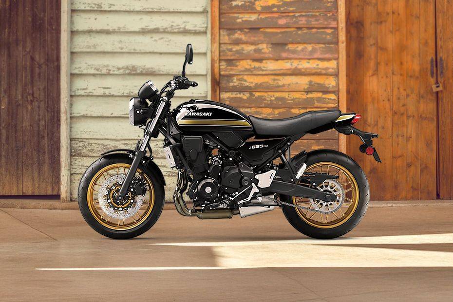 Left Side View of Z650RS