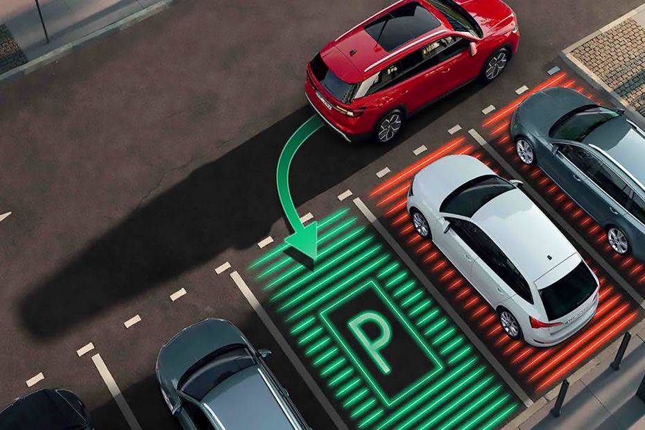 Rear Parking Sensors Top View Image of Kodiaq 2025