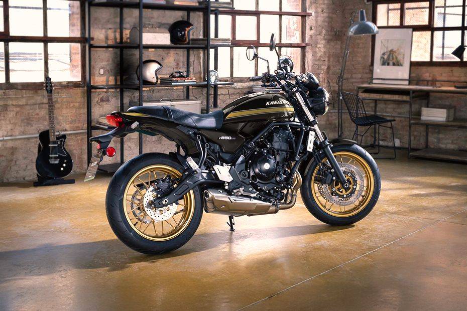 Rear Right View of Z650RS