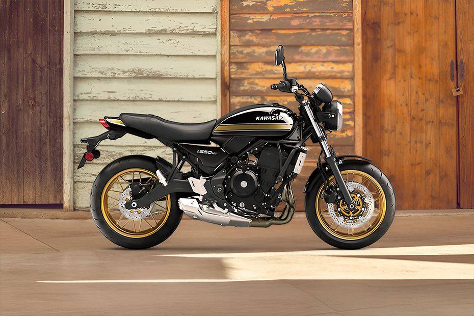 Right Side View of Z650RS