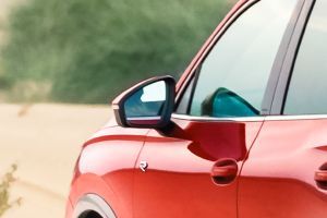 Side mirror rear angle Image of Tiguan R-Line