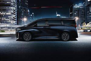 Side view Image of Vellfire